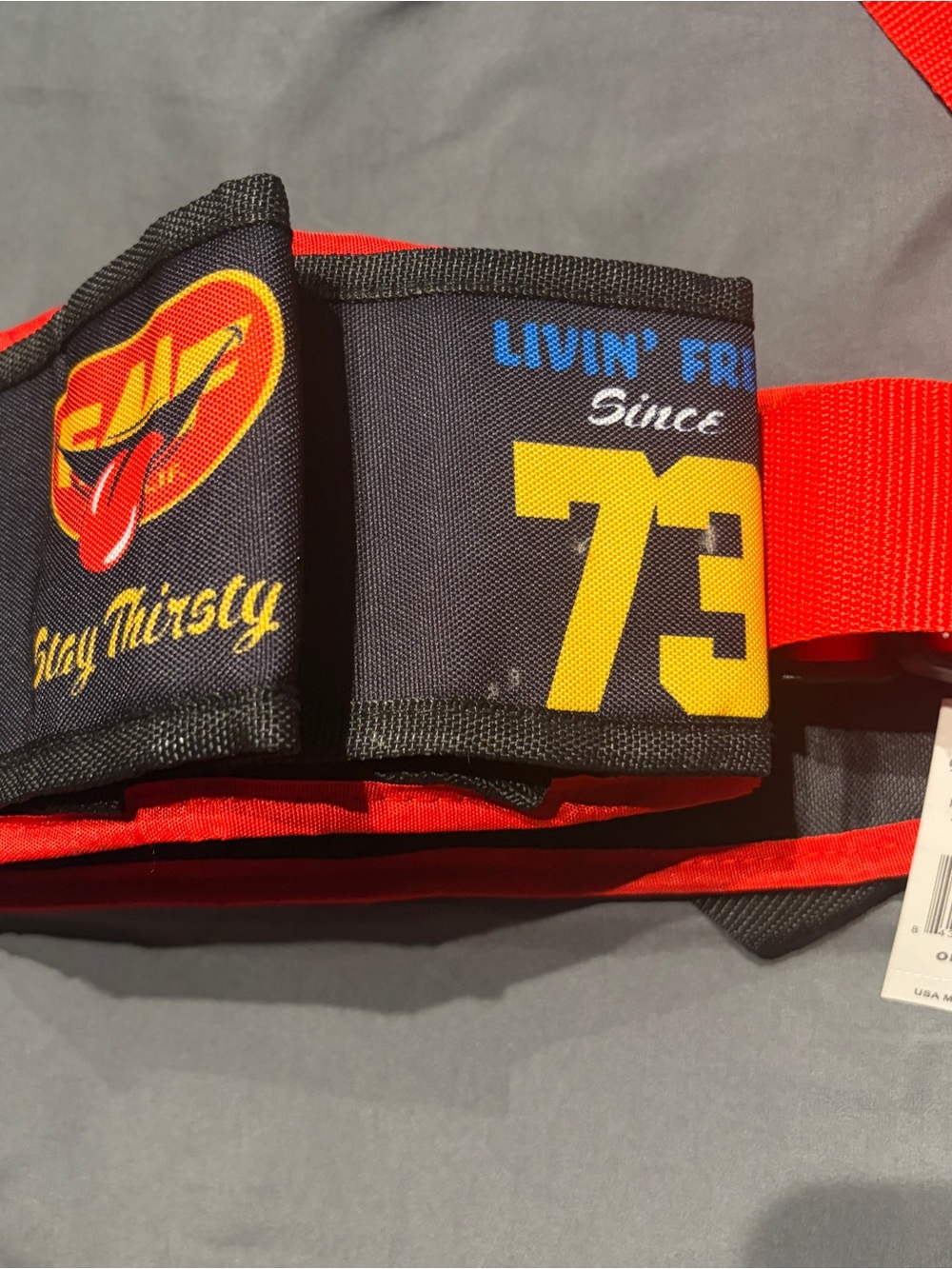 New FMF Racing Power Beer Belt 6 Can Holder Adjustable Black Red SU24194900 BLK - Picture 2 of 6